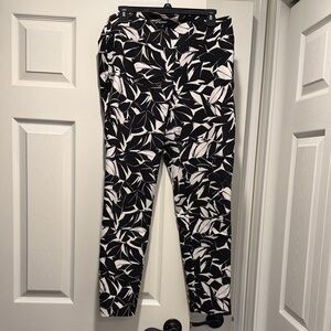 Roz & Ali Monochrome Leaf Pattern Trousers